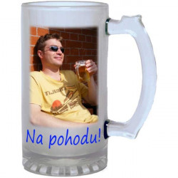 Skleněný korbel